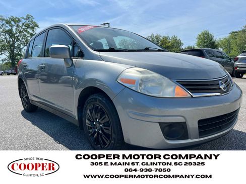 Used 2011 Nissan Versa 1.8 S w/ Plus Pkg image 7