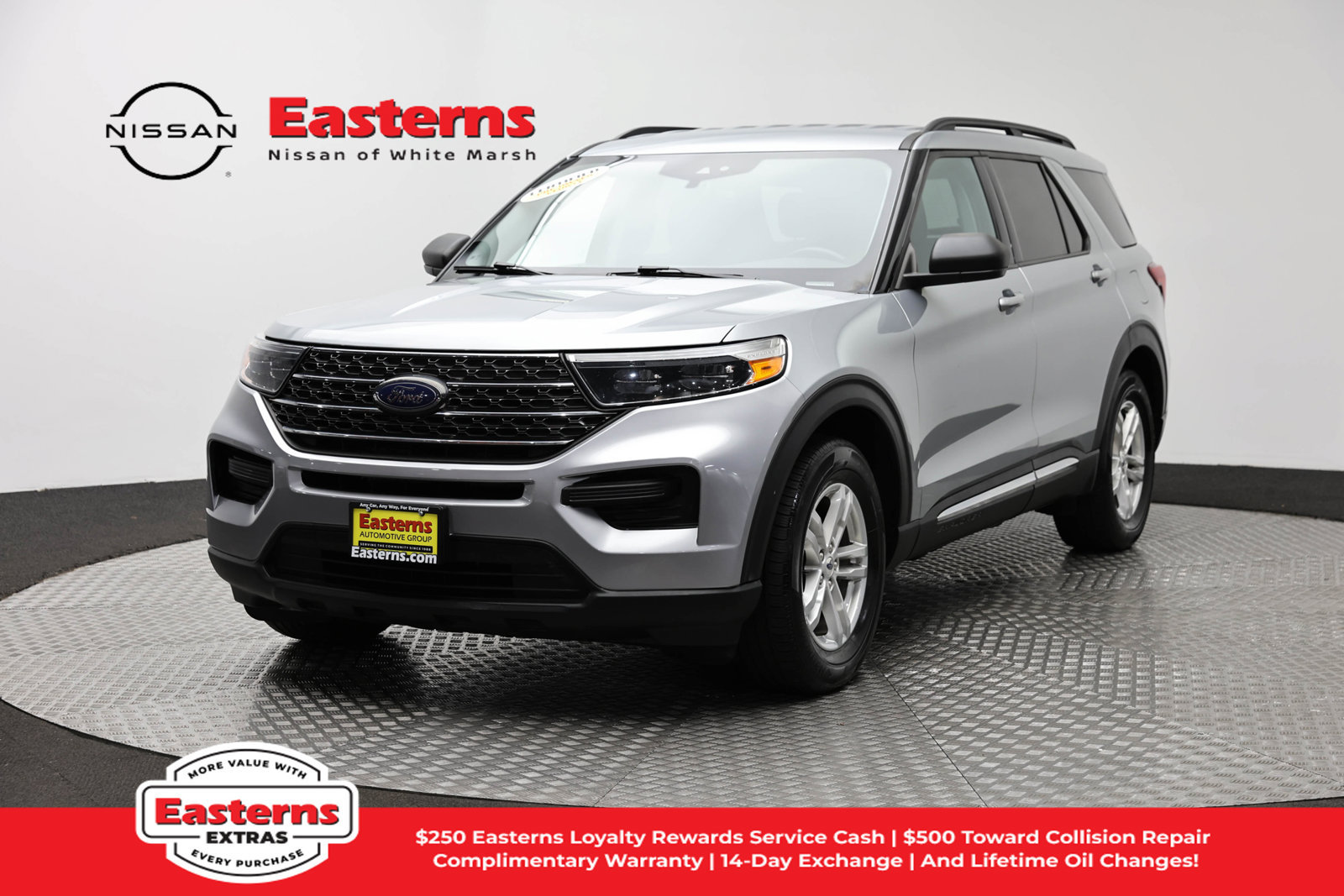 Used 2023 Ford Explorer XLT RWD image 1