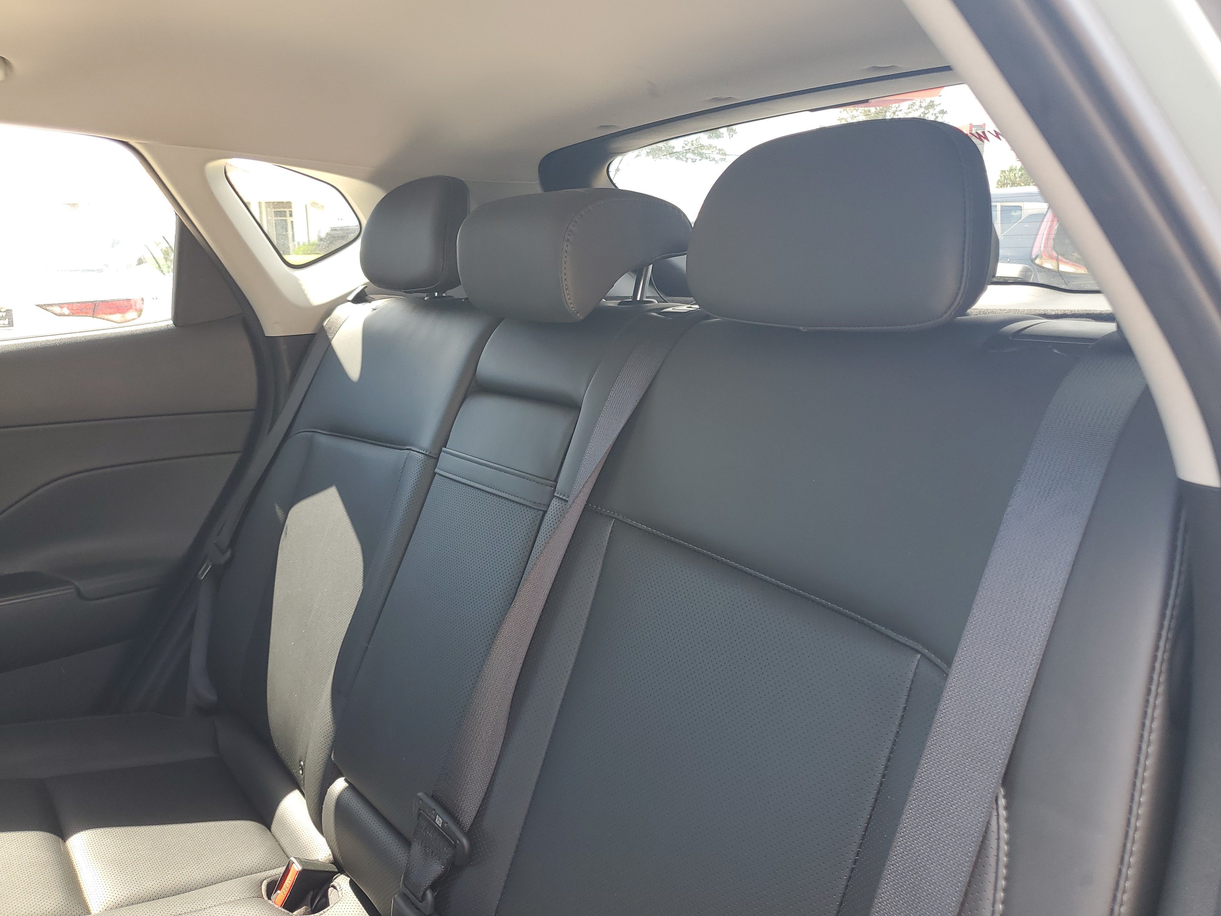 Used 2024 Hyundai Kona Limited AWD/4WD image 27