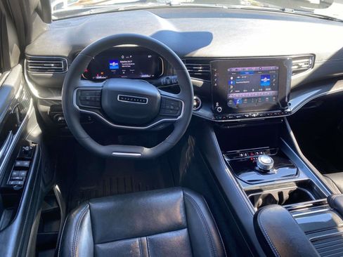 Used 2022 Jeep Wagoneer Series I image 23