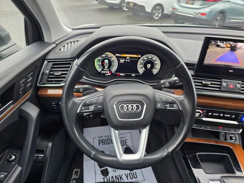 Used 2021 Audi Q5 e Premium image 23