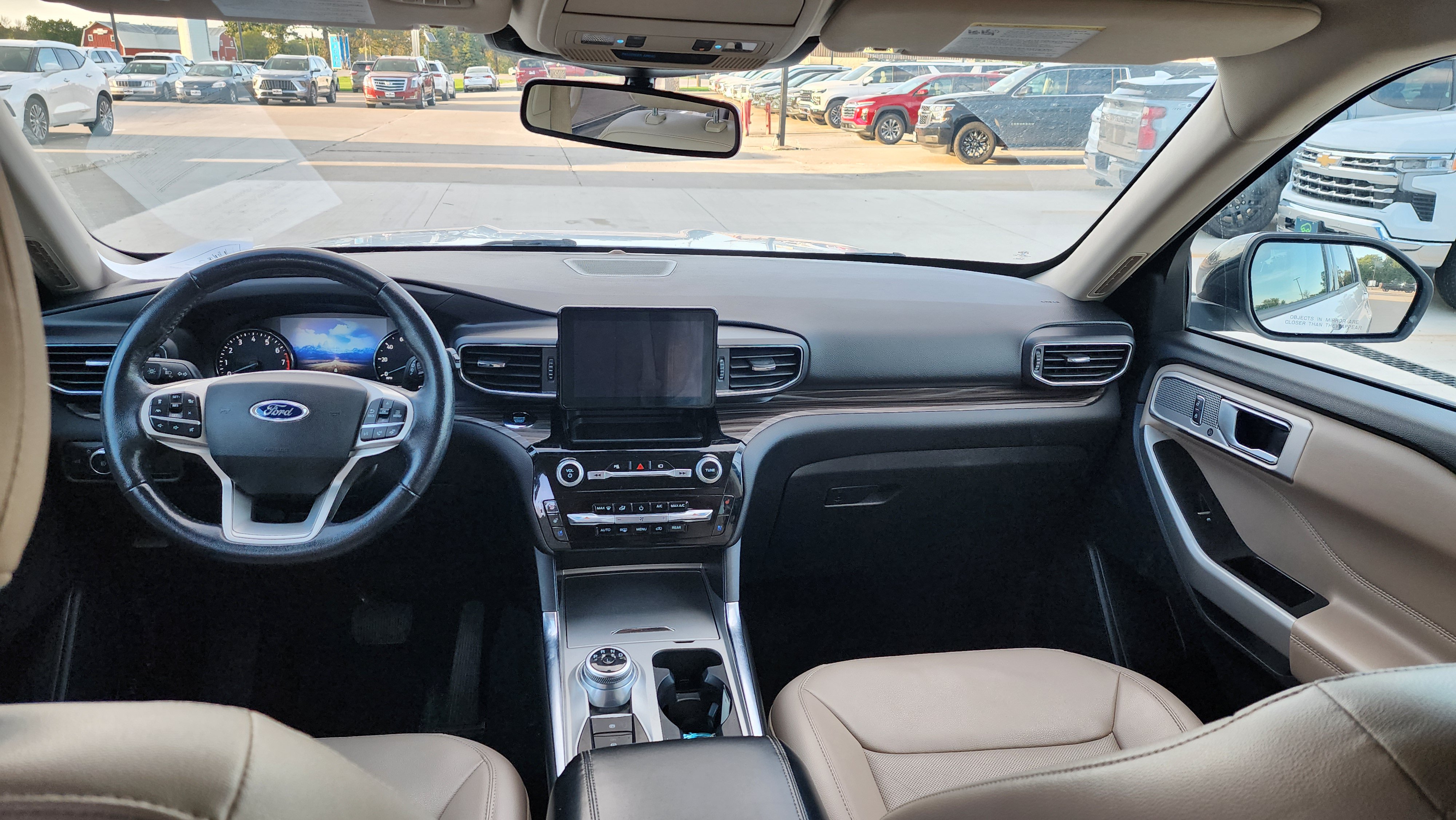 Used 2021 Ford Explorer Limited AWD/4WD image 9