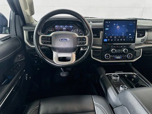 Used 2024 Ford Expedition XLT AWD/4WD image 22