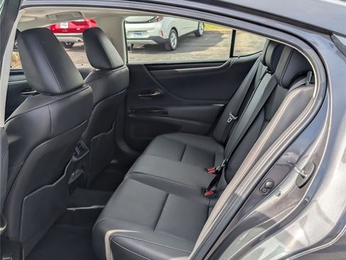 Used 2025 Lexus ES 350 w/ Premium Package image 15