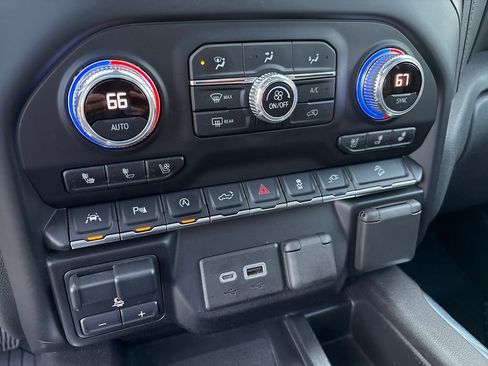 Used 2020 GMC Sierra 1500 AT4 w/ AT4 Premium Package image 28