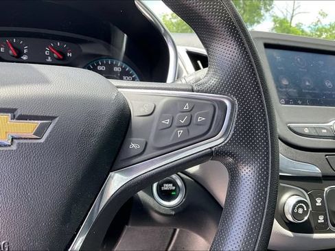 Certified 2021 Chevrolet Equinox LS w/ LS Convenience Package FWD image 19