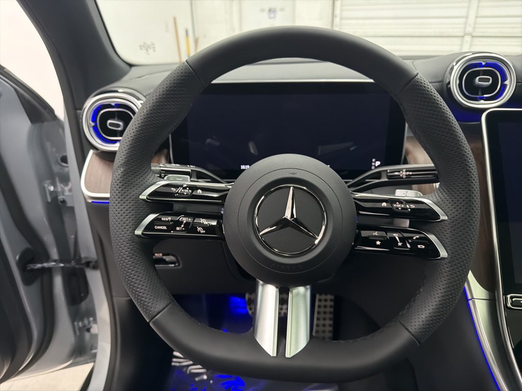 Used 2026 Mercedes-Benz GLC 300 4MATIC image 16