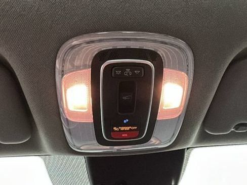 Certified 2024 Hyundai Elantra SEL w/ Convenience Package FWD image 25