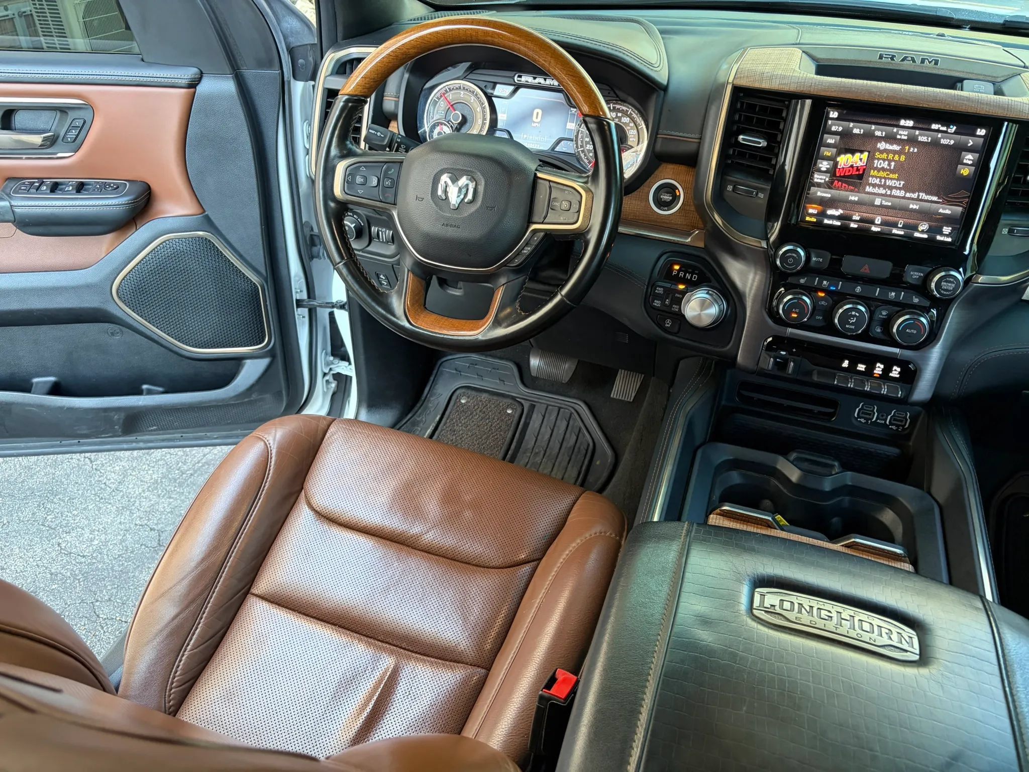 Used 2021 RAM 1500 Limited w/ Body Color Bumper Group AWD/4WD image 23