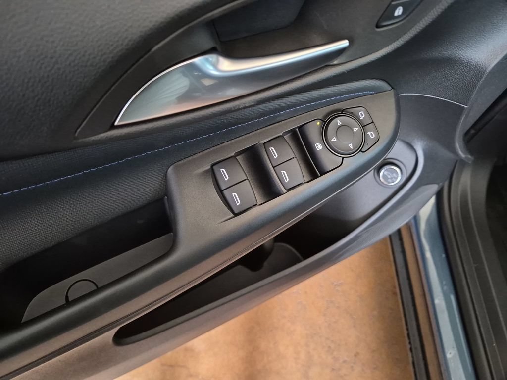 New 2026 Buick Envista Sport Touring w/ Convenience I Package FWD image 16