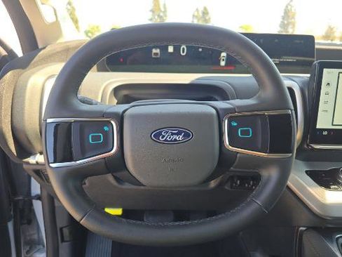 Certified 2025 Ford Expedition Max Active AWD/4WD image 10