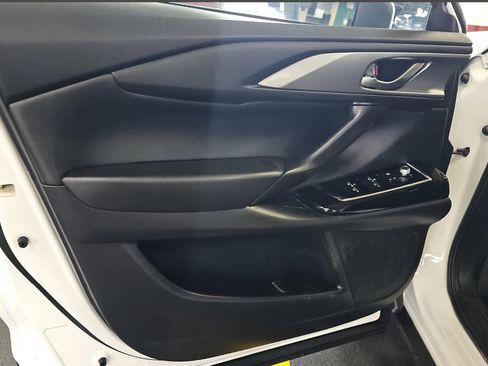 Used 2023 MAZDA CX-9 Touring Plus AWD/4WD image 16