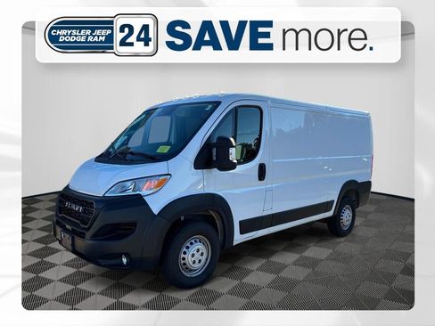 Used 2025 RAM ProMaster 2500 w/ Convenience Group FWD image 1