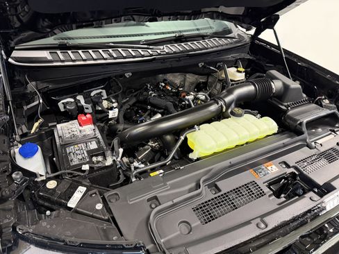 New 2025 Ford Expedition Platinum w/ Stealth Performance Package image 38