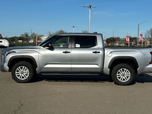 New 2026 Toyota Tundra SR5 image 9