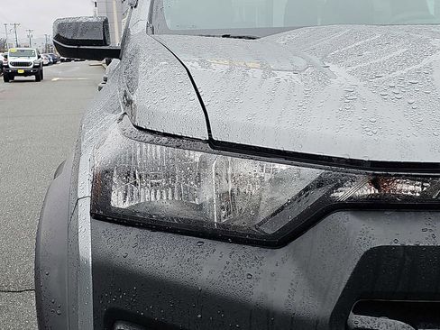 Used 2024 Chevrolet Colorado Trail Boss image 9