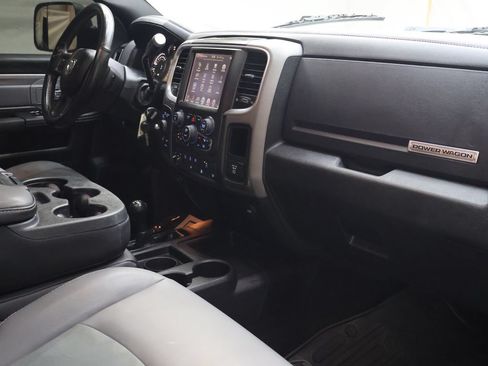 Used 2017 RAM 2500 Power Wagon w/ Luxury Group AWD/4WD image 10