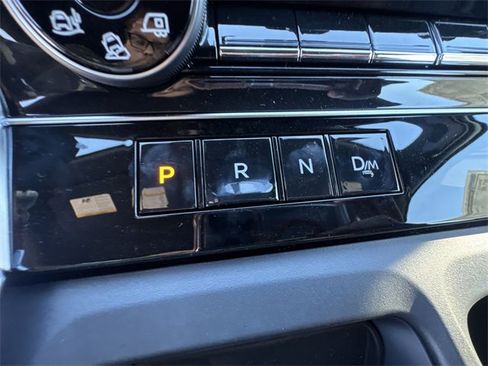 New 2026 Nissan Armada SL w/ Captain's Chari Seat Package image 19