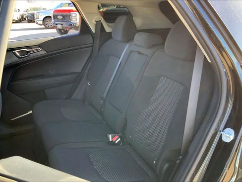 Certified 2023 Kia Sportage LX image 20