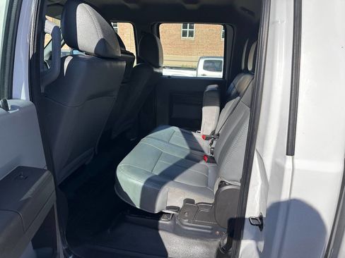 Used 2012 Ford F250 XL w/ PWR Equipment Group image 9