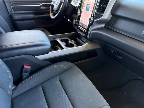 Used 2025 RAM 1500 Big Horn AWD/4WD image 24