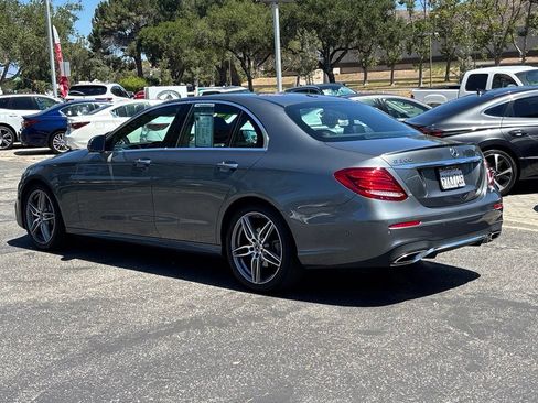 Used 2019 Mercedes-Benz E 300 image 6