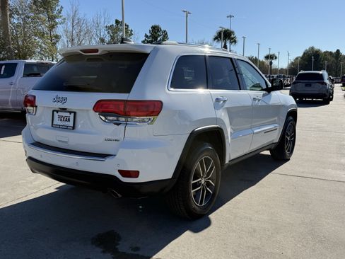 Used 2017 Jeep Grand Cherokee Limited image 5
