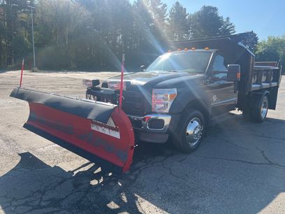 Used 2011 Ford F550 4x4 Regular Cab Super Duty w/ Payload Upgrade Pkg