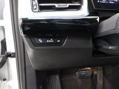 Used 2025 BMW X2 xDrive28i w/ Convenience Package AWD/4WD image 25