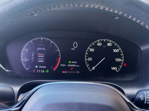 Used 2024 Honda HR-V EX-L image 11