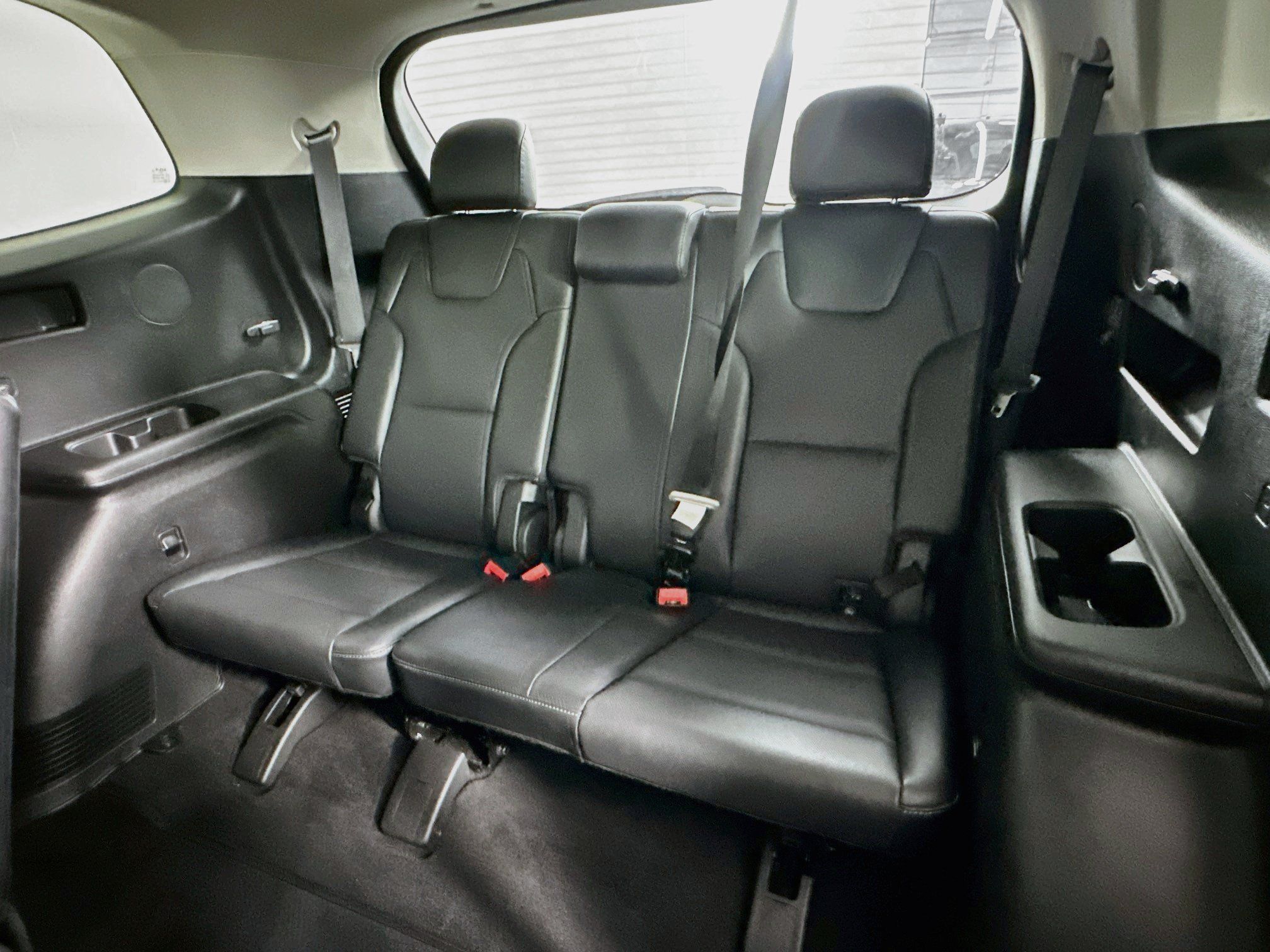 Used 2025 Kia Telluride S FWD image 30