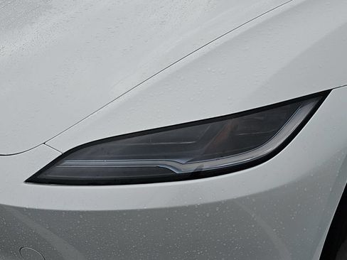 Used 2024 Tesla Model 3 Long Range AWD/4WD image 32