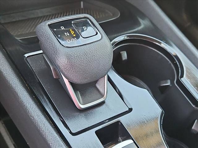 Used 2021 Nissan Rogue SV FWD image 17