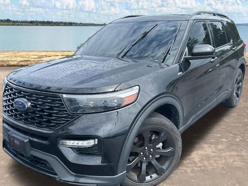 Used 2023 Ford Explorer ST-Line w/ Class IV Trailer Tow Package RWD image 2