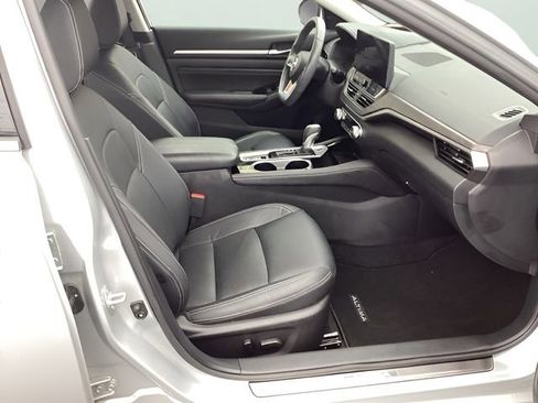 Used 2023 Nissan Altima 2.5 SL AWD/4WD image 23