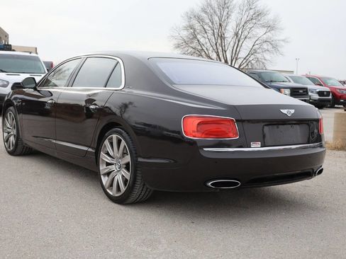 Used 2016 Bentley Flying Spur W12 image 11