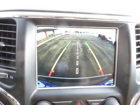 Used 2018 Jeep Grand Cherokee Limited w/ Trailer Tow Group IV image 24