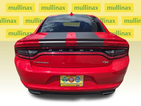 Used 2018 Dodge Charger R/T w/ Plus Group RWD image 34