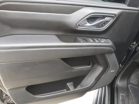 Used 2022 GMC Yukon XL AT4 AWD/4WD image 13