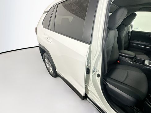 Used 2025 Toyota RAV4 XLE w/ Convenience Package FWD image 28