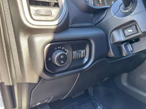 Used 2019 RAM 2500 Big Horn image 37