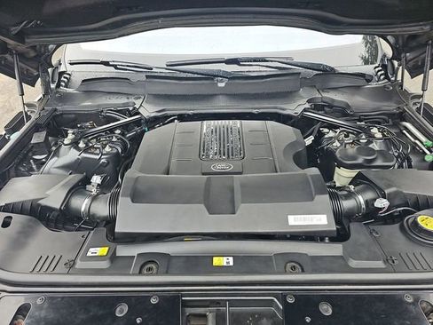 Used 2018 Land Rover Range Rover Supercharged AWD/4WD image 23
