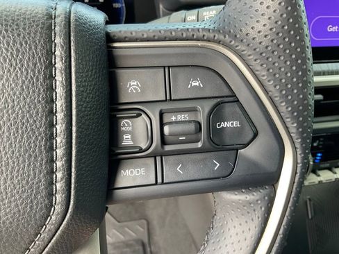 Used 2026 Toyota 4Runner 4WD image 14