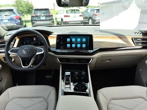 New 2026 Volkswagen Atlas SE AWD/4WD image 7