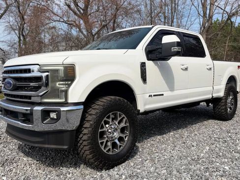 Used 2021 Ford F250 Lariat w/ Lariat Ultimate Package image 3