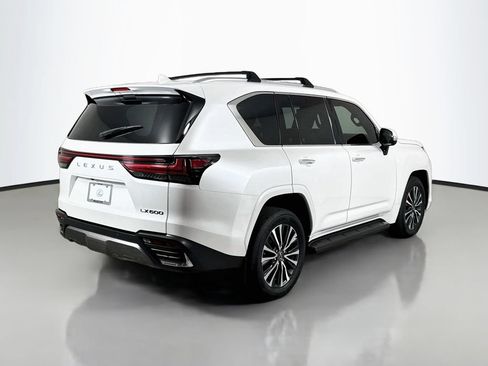 Used 2022 Lexus LX 600 4WD w/ Interior Upgrade Package image 5