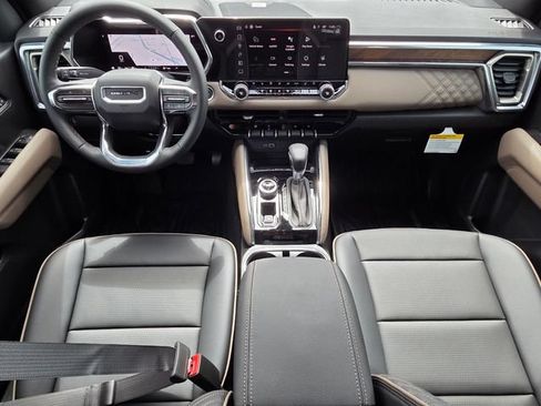 New 2026 GMC Canyon Denali w/ LPO, Denali Black Edition AWD/4WD image 7