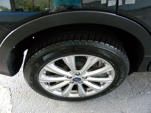 Used 2017 Ford Escape Titanium image 26