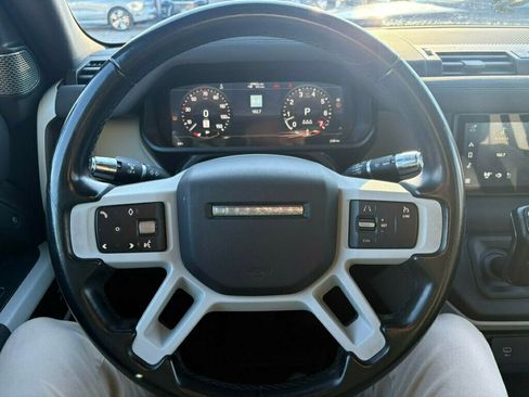 Used 2022 Land Rover Defender 90 X-Dynamic S image 18