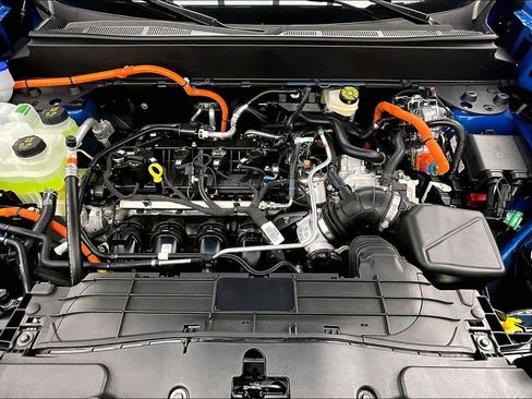 New 2026 Ford Maverick Lariat w/ Black Appearance Package image 11